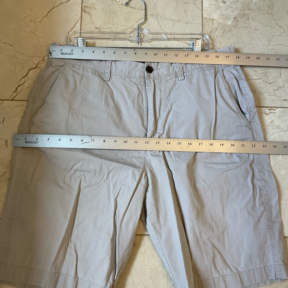 J Crew Shorts, Cotton, Flat Front, Khaki, Zip, Pockets, Belt Loops, Men’s Sz 36 - Picture 9 of 10